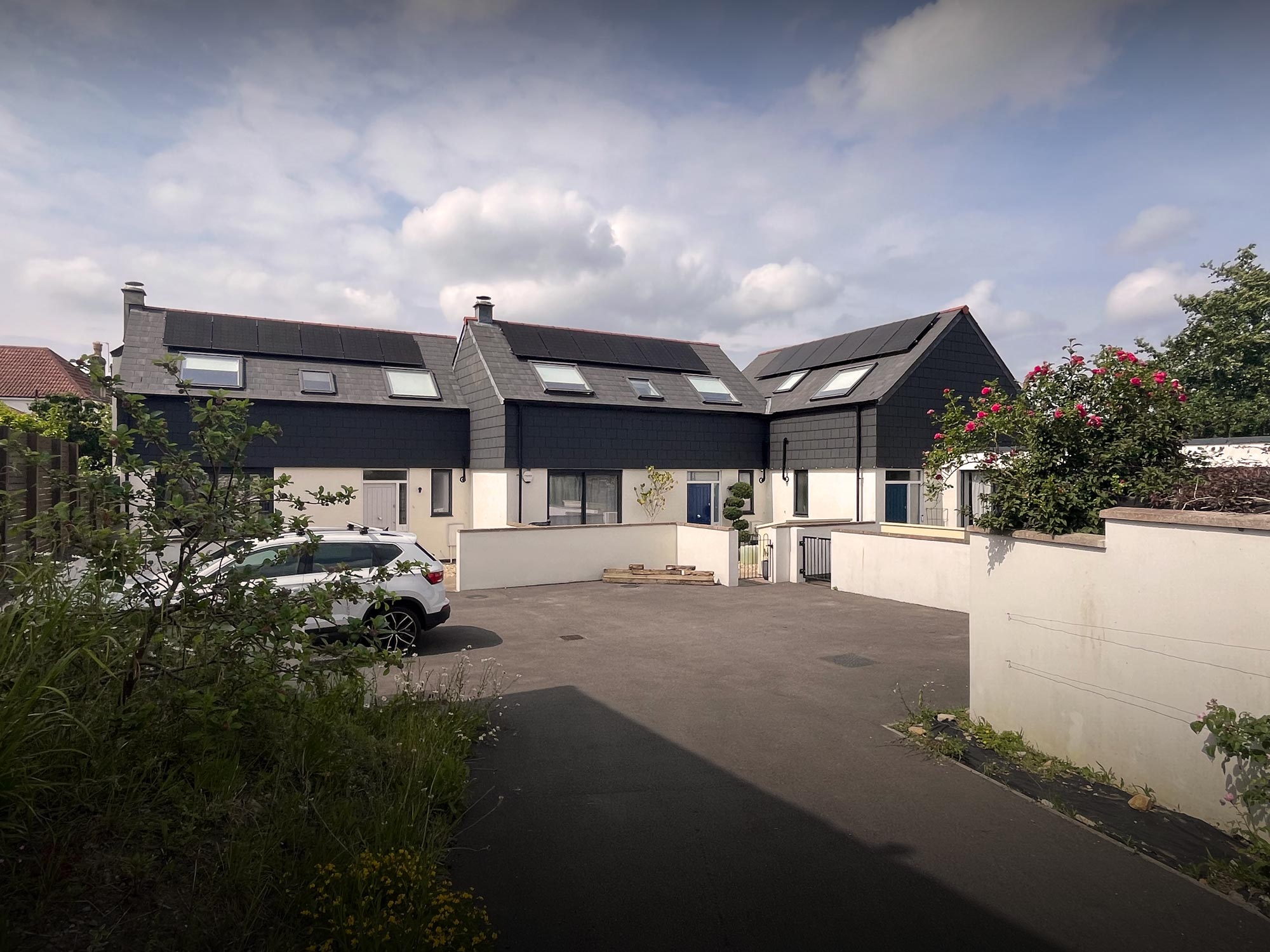 Seymour-Mews,-Bishopston-2 Front view of three new mews cottages at Seymour Mews, Bishopston, Bristol, project managed by Foley Allan